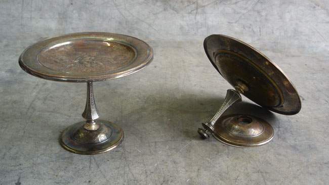 Coupes argentées en cuivre moulé par galvanoplastie Les coupes en cuivre avant la restauration