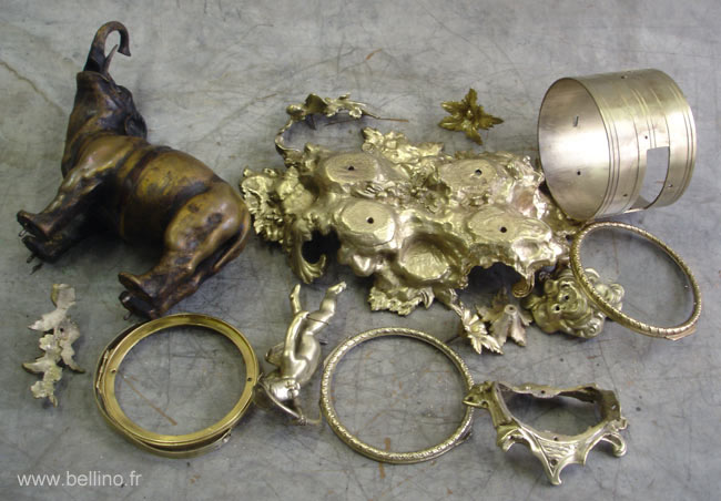 Pendule à l'éléphant louis xv en bronze démontée